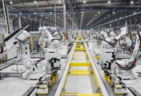 How Robotics Can be Leveraged in Automotive Manufacturing  