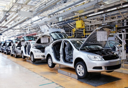 Importance of Manufacturing Analytics in the Automotive Industry